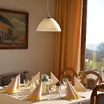 Kalenborner Hoehe Отель 3*