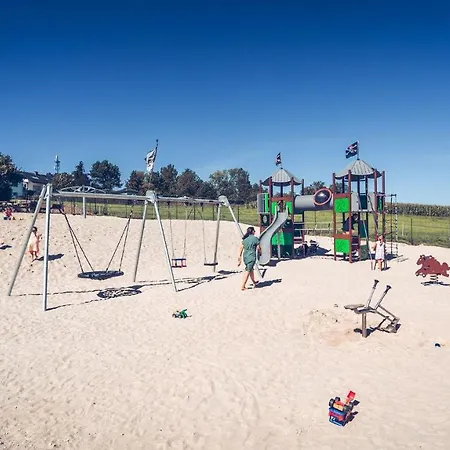 Kalenborner Hoehe Отель 3*