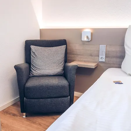 Kalenborner Hoehe 3*