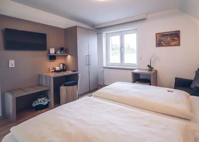 Kalenborner Hoehe Hotel 3*