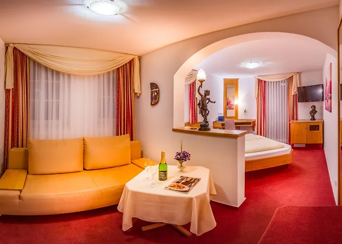 Hotel Kalenborner Hoehe 3*